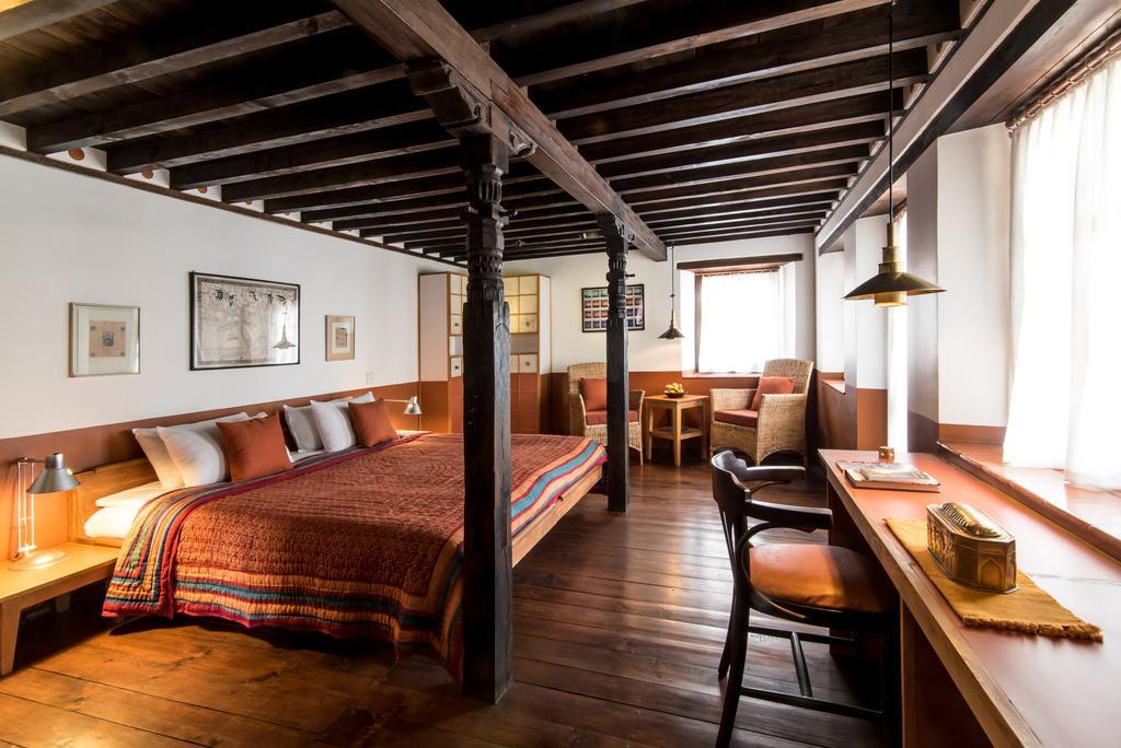 Milla Guesthouse بهاكتابور المظهر الخارجي الصورة
