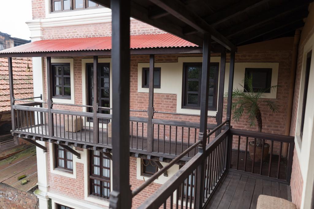 Milla Guesthouse بهاكتابور المظهر الخارجي الصورة